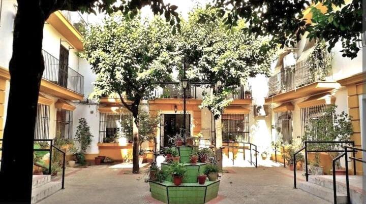 Roberta'S Guest House Sevilla Kültér fotó